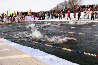 Мурманск снова примет чемпионат по ледяному плаванию. 