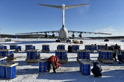 Новые дрейфующие станции в Арктике!